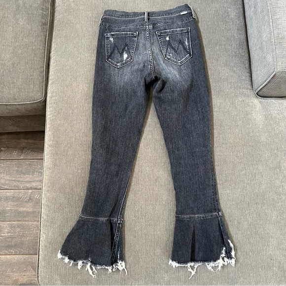 MOTHER Denim The Cha Cha Chew in Leave the Light On (Washed Black/Dark Gray) - Picture 6 of 11
